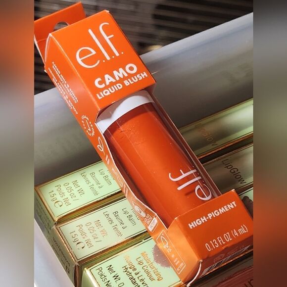 RESERVED @enitebyrd Elf Camo Liquid Blush - Picture 4 of 4